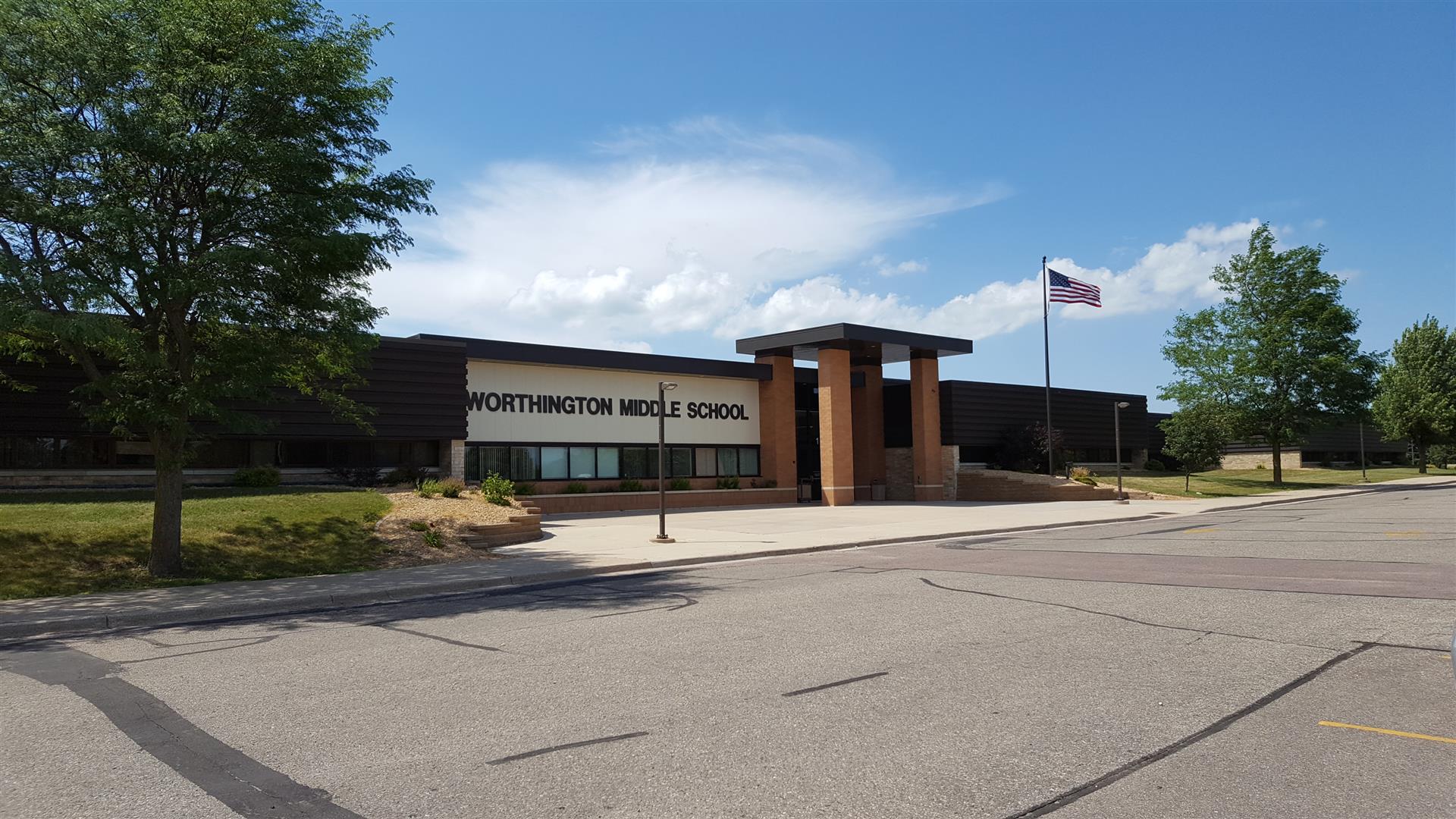 Middle School Independent School District 518Independent School